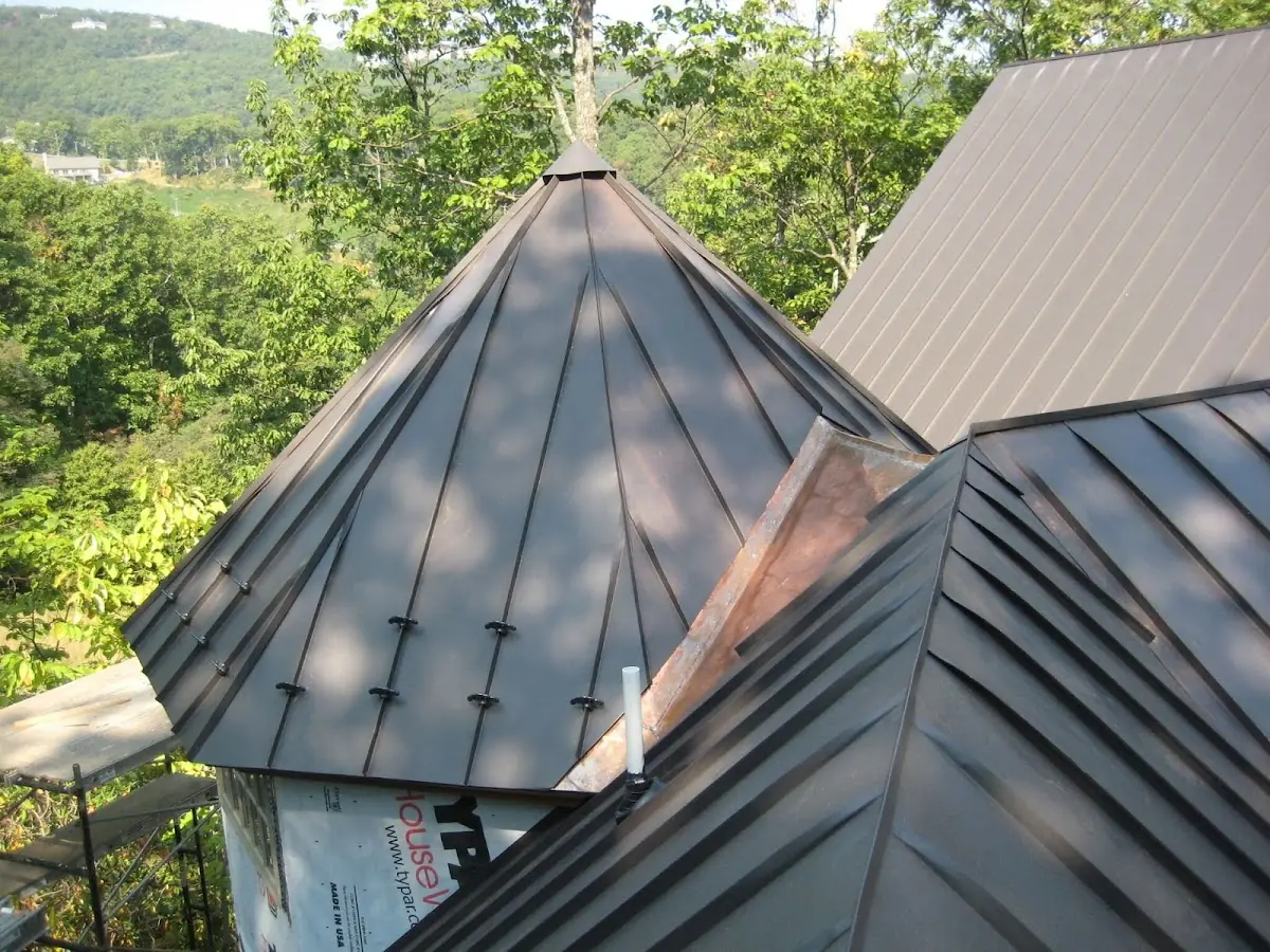 Professional Gutter Cleaning by Craftsman Roofing in Hazelwood